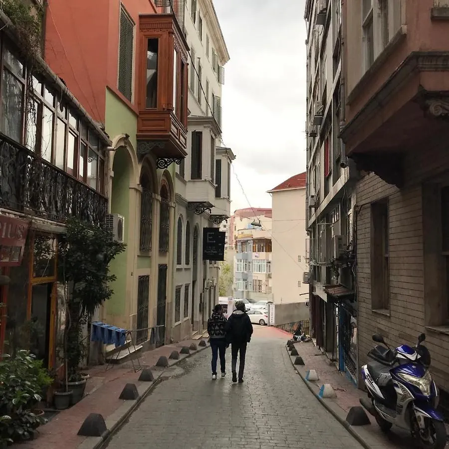 Apartment My Sweet Home Near Istiklal Street Istanbul